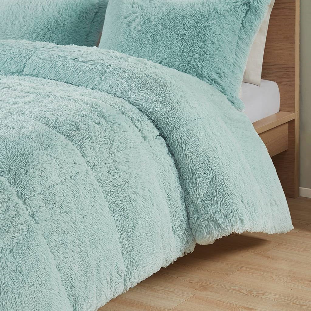 Twin/Twin XL Soft Sherpa Faux Fur 2-Piece Comforter Set in Light Teal Blue — Chic Home-Decor