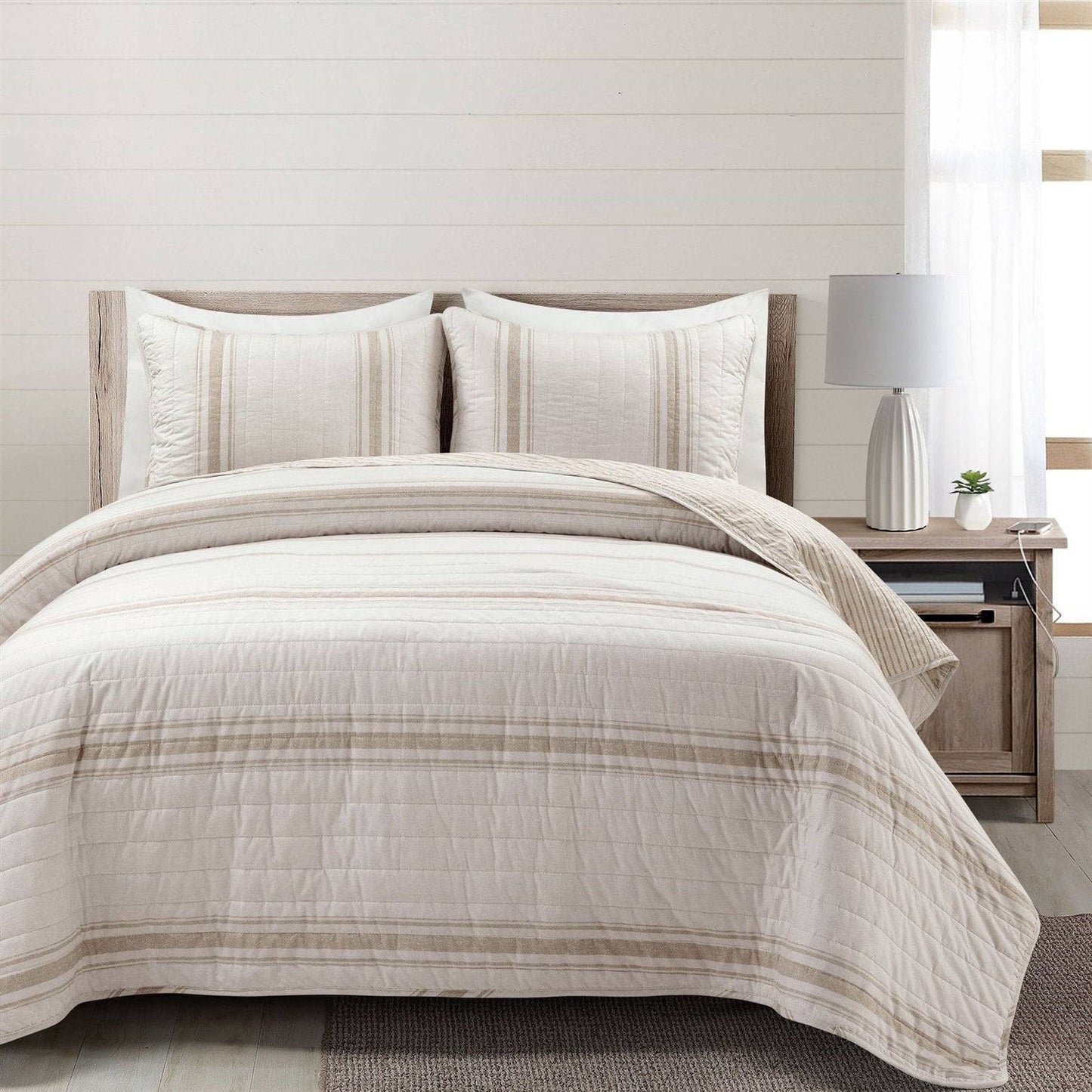 King Size Beige White 3 Piece Stripe Reversible Cotton Quilt Set — Chic Home-Decor