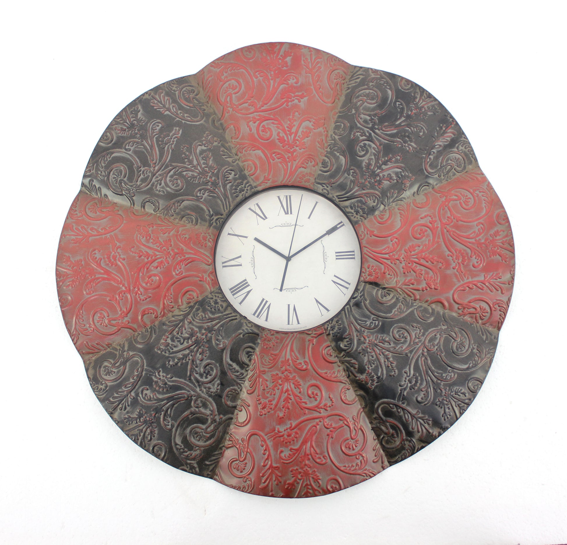 Blooming Flower Design Metal Wall Clock Set of 2 with Scroll Motifs, Red and Black — Chic Home-Decor