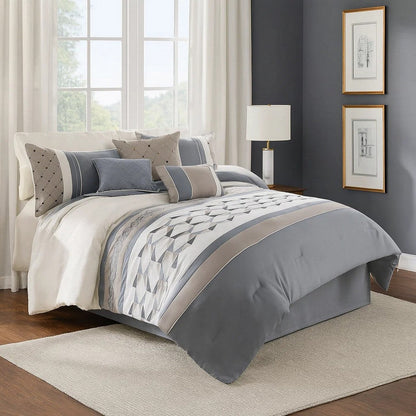 7 Piece Queen Polyester Comforter Set with Geometric Design