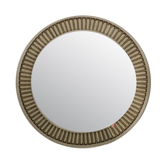 Traditional Style Round Mirror with Decorative Trim Edges, White — Chic Home-Decor