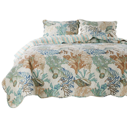 Benjara Wade 5-Piece King Quilt Set, ocean design with scalloped edges, includes 2 pillow shams