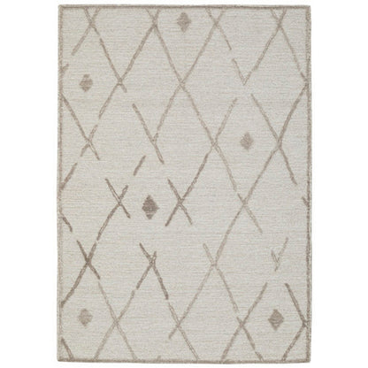 Hima 5 x 7 Area Rug, Geometric Pattern