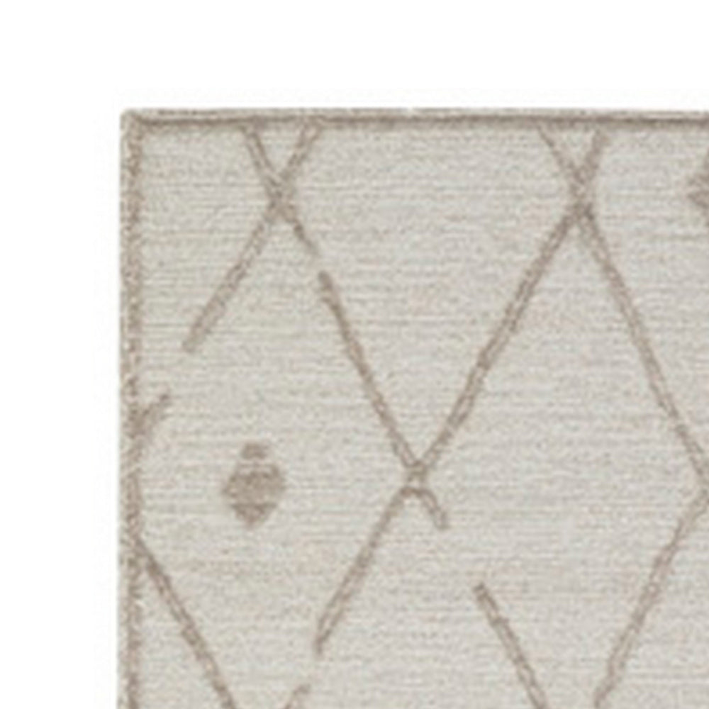 Hima 5 x 7 Area Rug, Geometric Pattern
