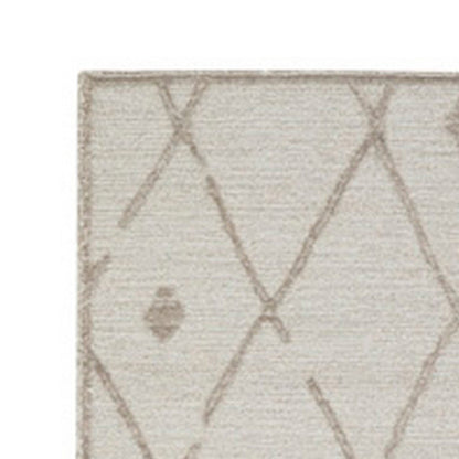 Hima 5 x 7 Area Rug, Geometric Pattern