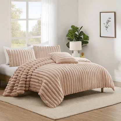 Sieno 4pc King Comforter Set, Shams, Black Faux Fur, Micro Mink Back
