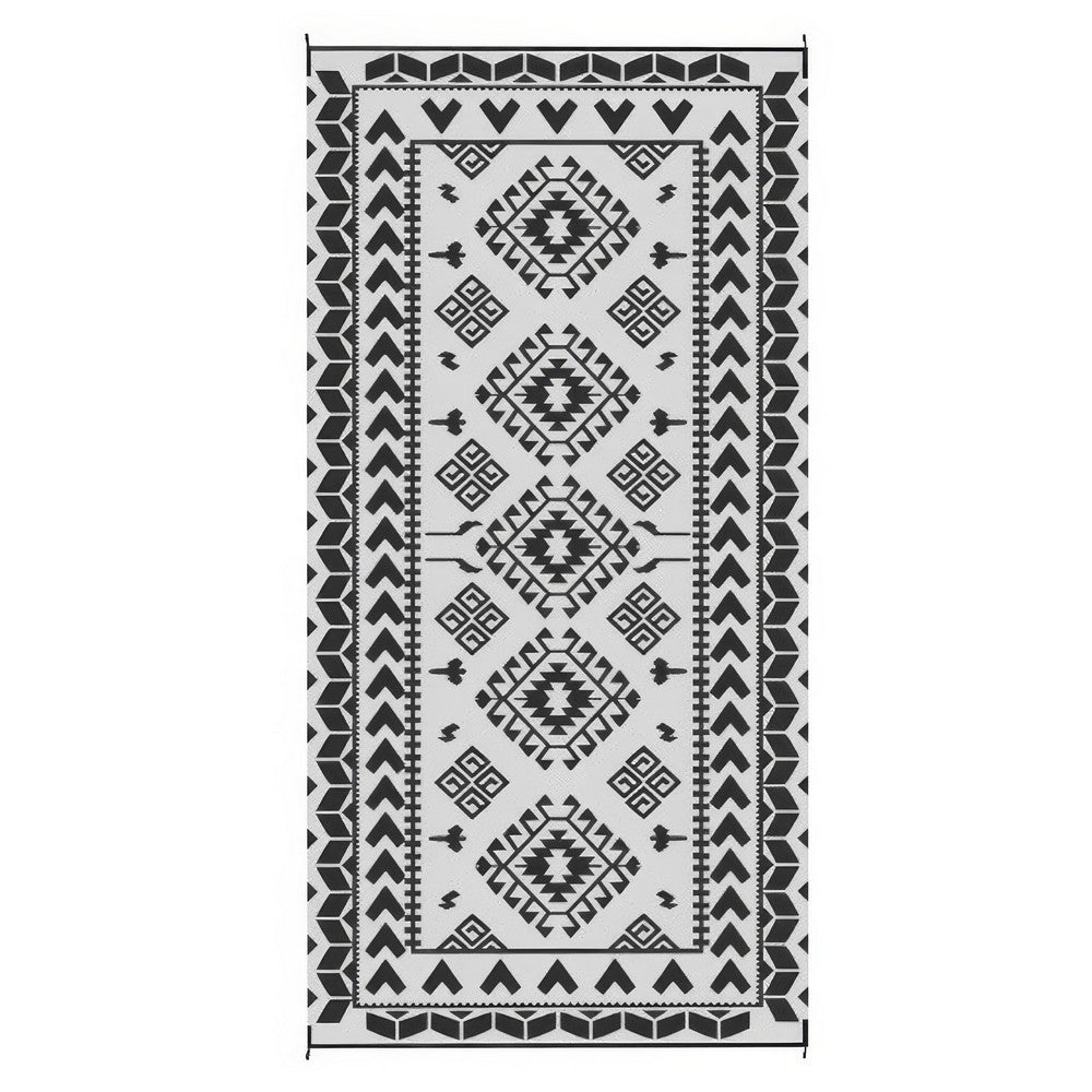 Pema XXL Outdoor Area Rug, Black and White Patchwork