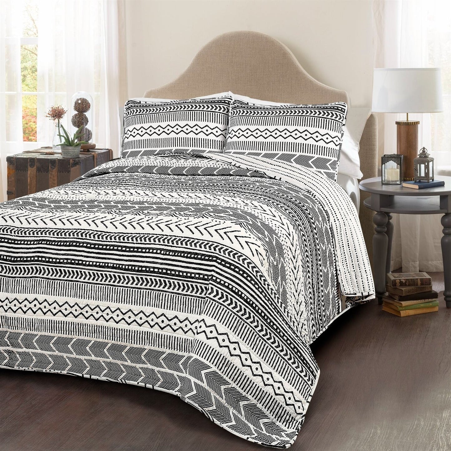 3 Piece Scandinavian Black White Reversible Cotton Set in King — Chic Home-Decor