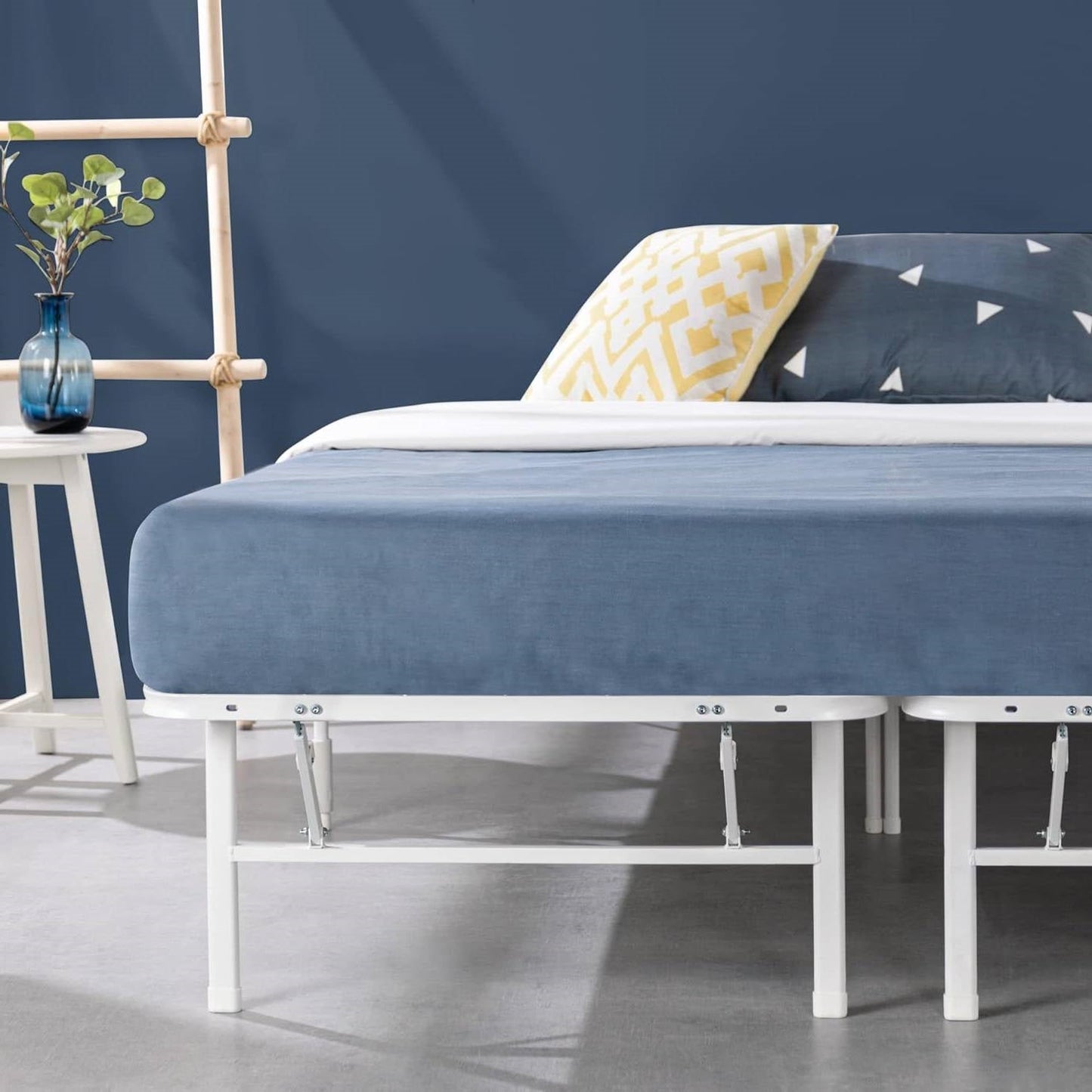 King Size White Metal Heavy Duty Platform Bed Frame