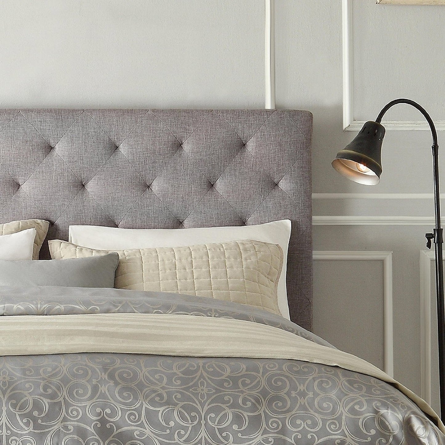 Queen size Button Tufted Grey Upholstered Platform Bed