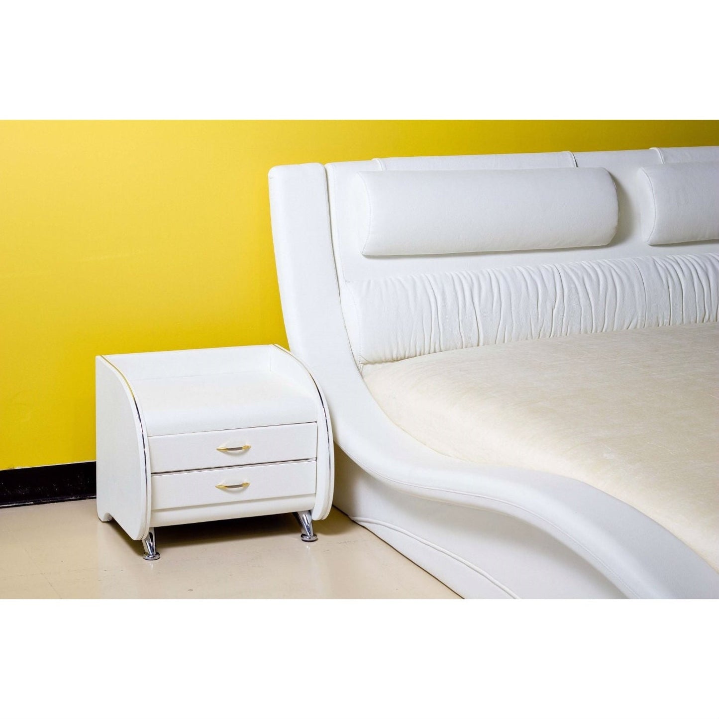 King size Modern White Faux Leather Platform Bed with Headboard