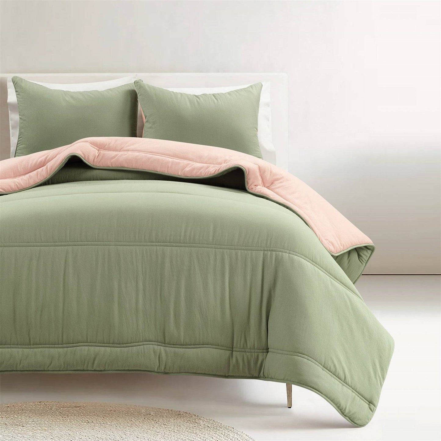 Twin/XL Soft Lightweight Reversible Quilted Comforter Set in Green/Pink — Chic Home-Decor