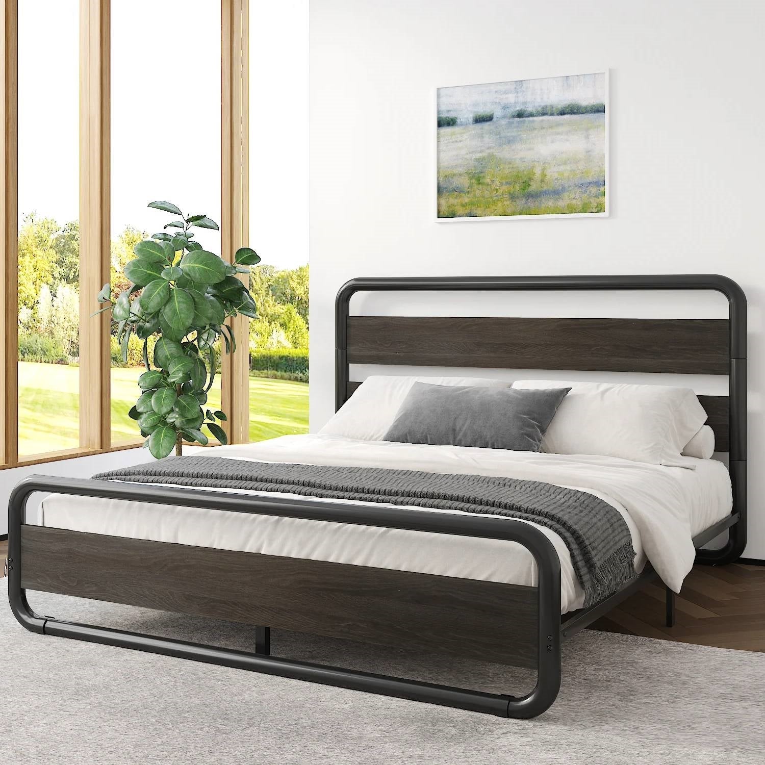 Queen Heavy Duty Round Metal Frame Platform Bed with Black Wood Panel Headboard — Chic Home-Decor