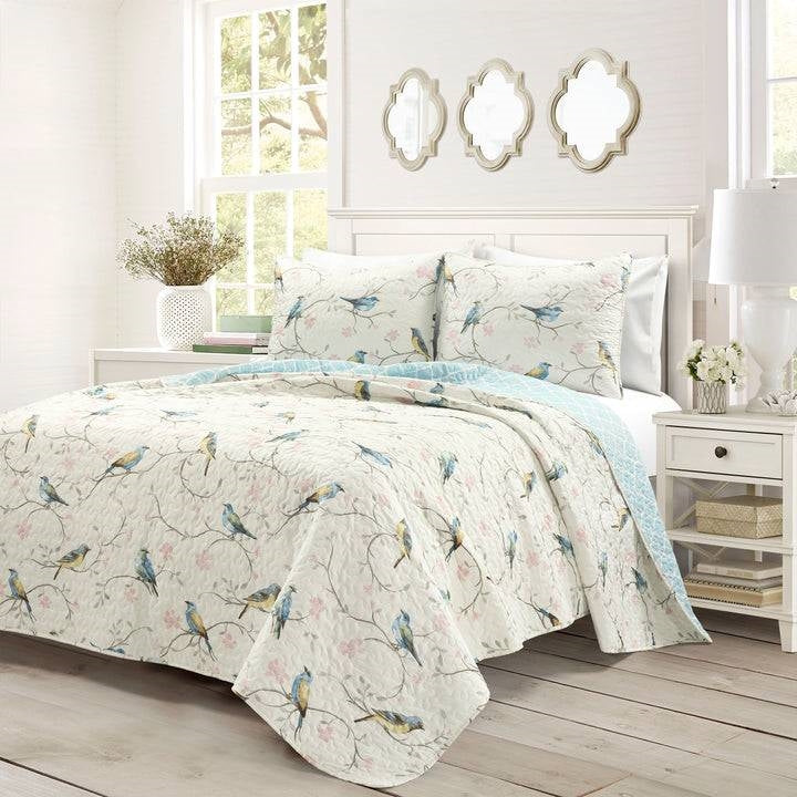 Full/Queen Reversible Lightweight Polyester Floral Birds 3 Piece Quilt Set — Chic Home-Decor
