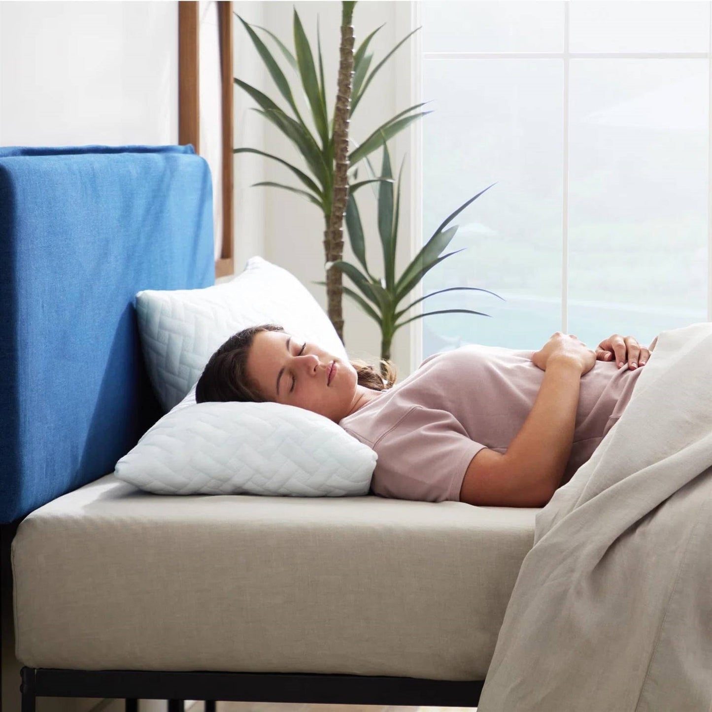 Set of 2 - Shredded Memory Foam Bed Pillows with 2 Pillowcases - Standard size — Chic Home-Decor