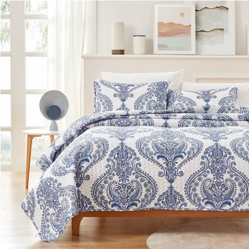 Twin Size Soft Microfiber Reversible Blue/White Baroque Floral Design Quilt Set — Chic Home-Decor