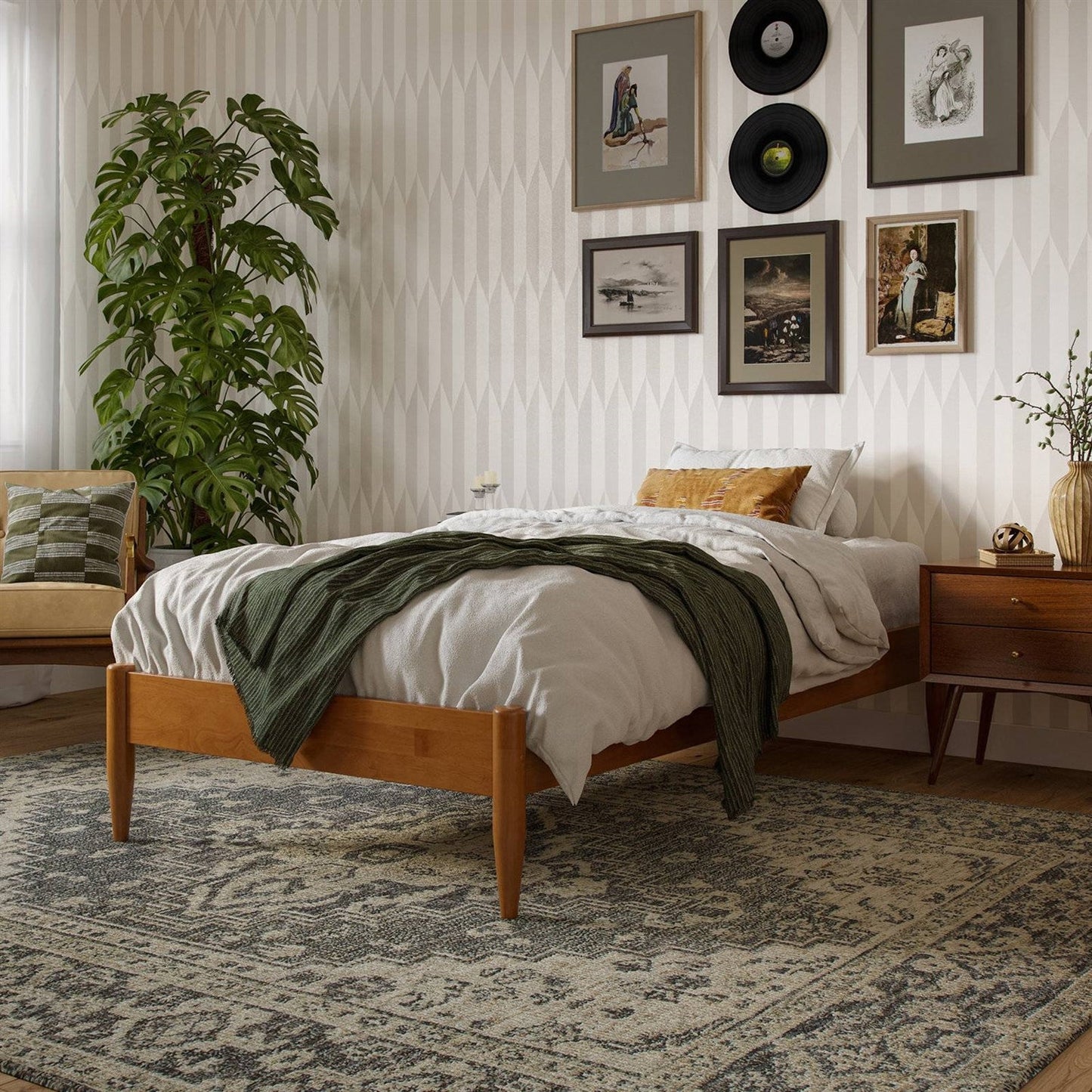 Twin size Solid Hardwood Platform Bed Frame in Natural Wood Finish