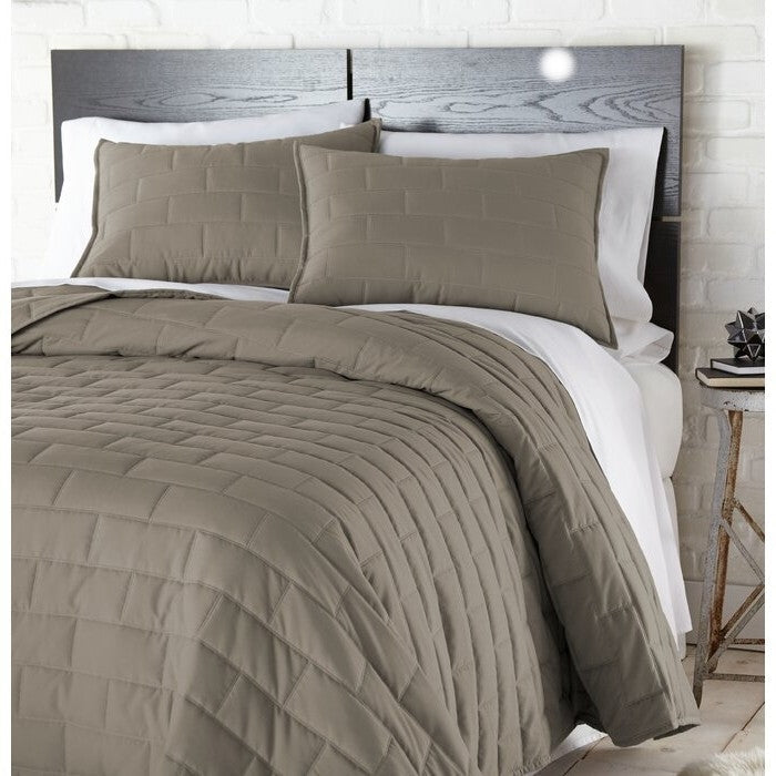 Twin/Twin XL Modern Brick Stitch Microfiber Reversible 2 Piece Comforter Set in Taupe — Chic Home-Decor
