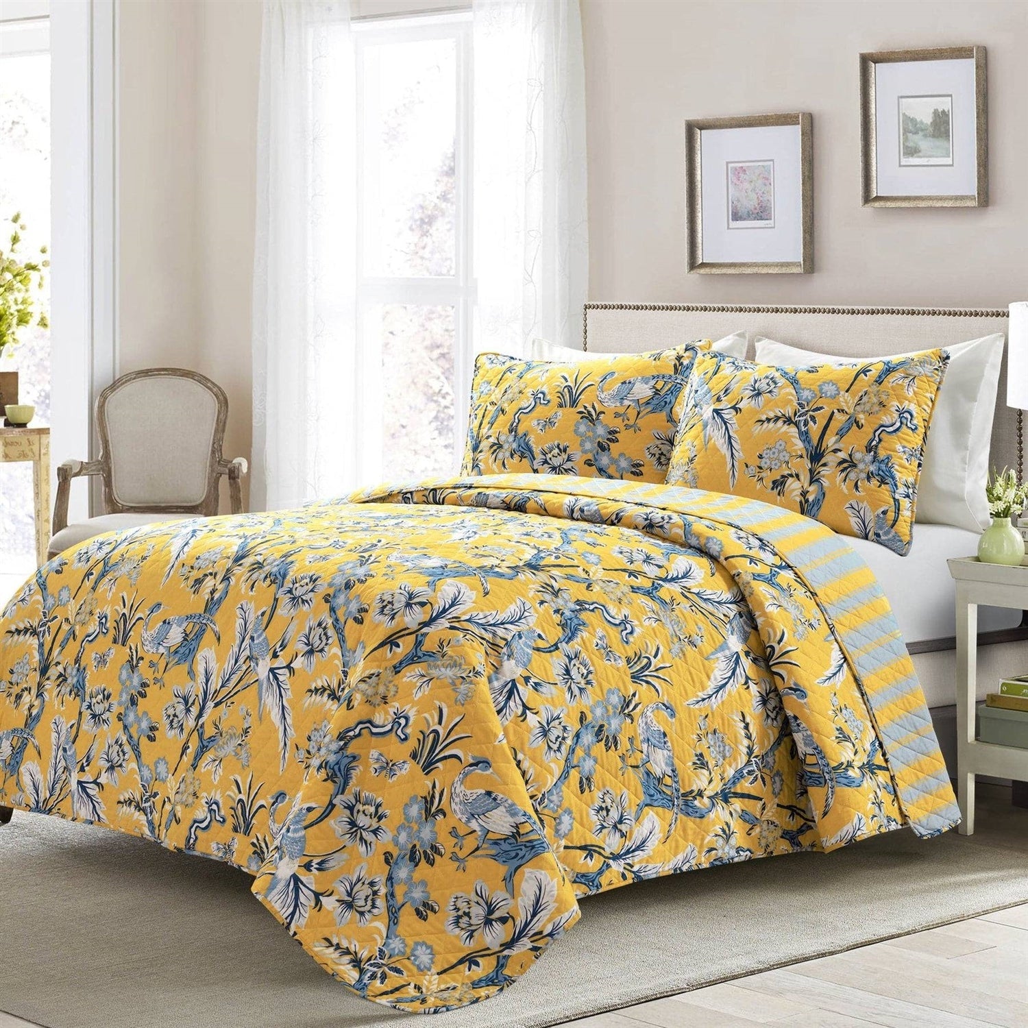 King Size Lightweight Peacocks Polyester Quilt Set Yellow Blue — Chic Home-Decor