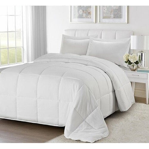 King/Cal King Traditional Microfiber Reversible 3 Piece Comforter Set in White — Chic Home-Decor