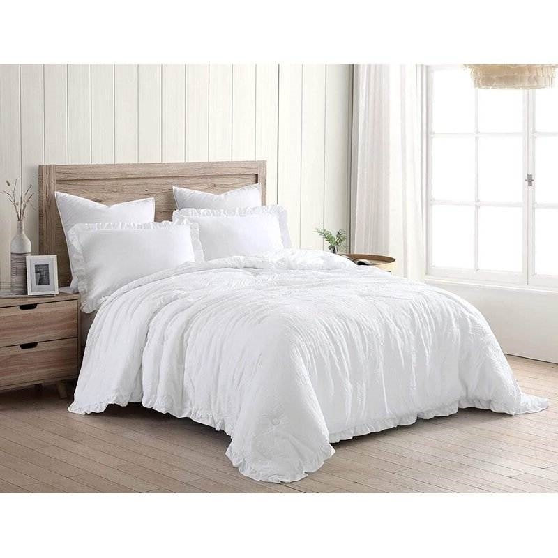 Queen Size White Ruffled Edge Microfiber Comforter Set — Chic Home-Decor