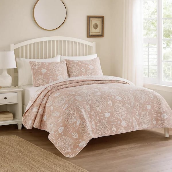 Amy 3 Piece Queen Quilt Set, Coastal Theme, Soft Pink White Polyester
