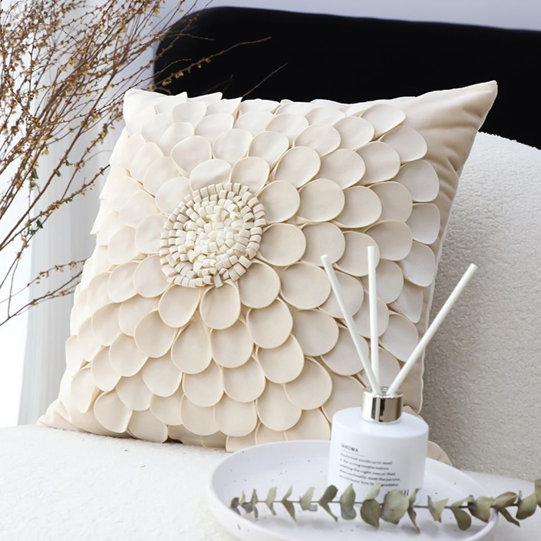 SOGA 45cm sunflower pillow cover in cream with layered petal texture