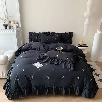 White Ruffled Duvet Set