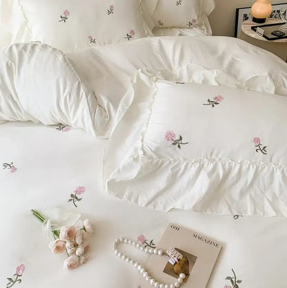 White Ruffled Duvet Set