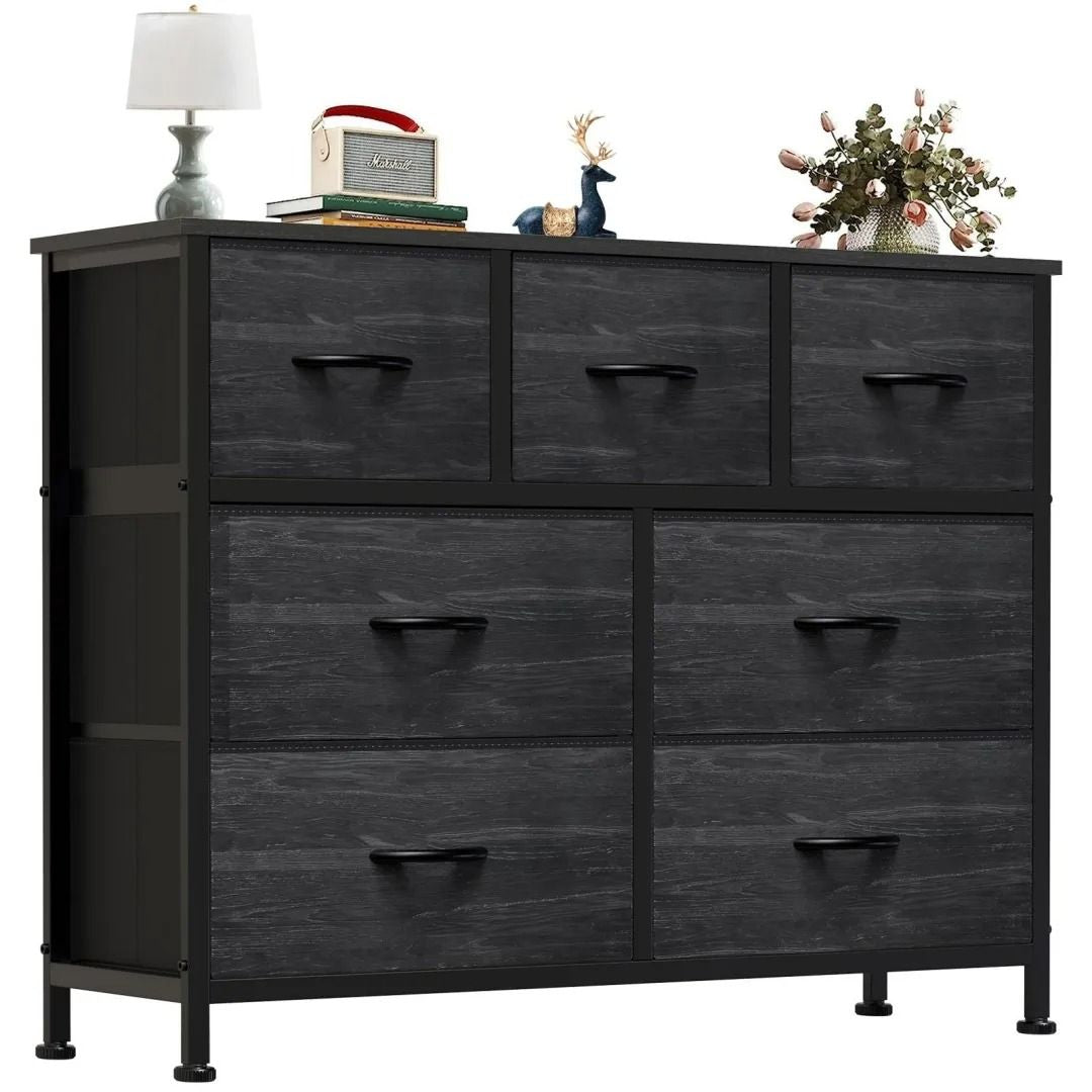 561358081