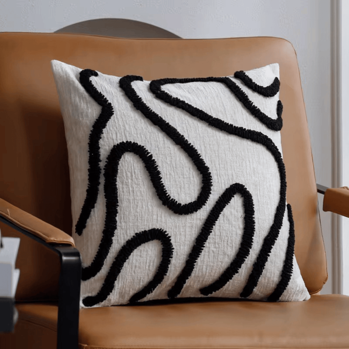 561328851