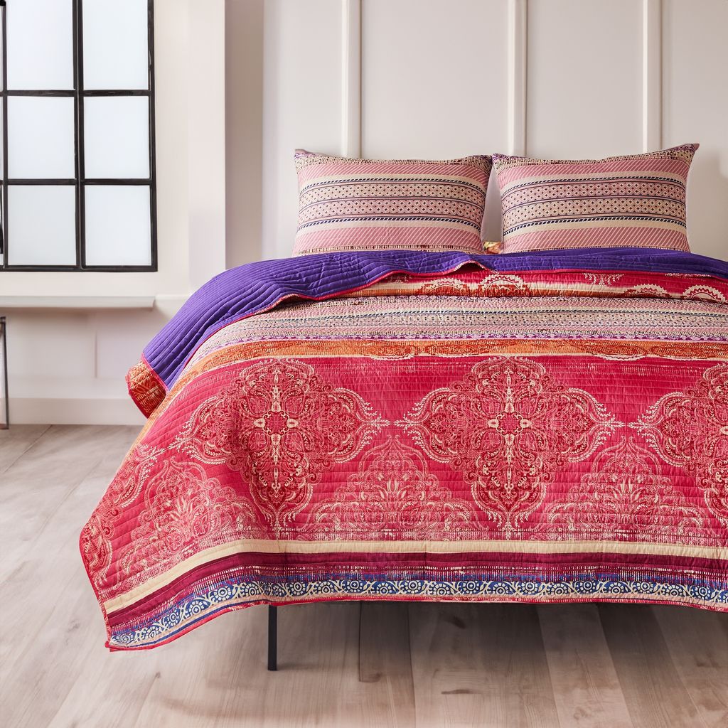 Dora 3 Piece Bohemian King Quilt Set, Medallion, Paisley, Pink, Blue - View 7