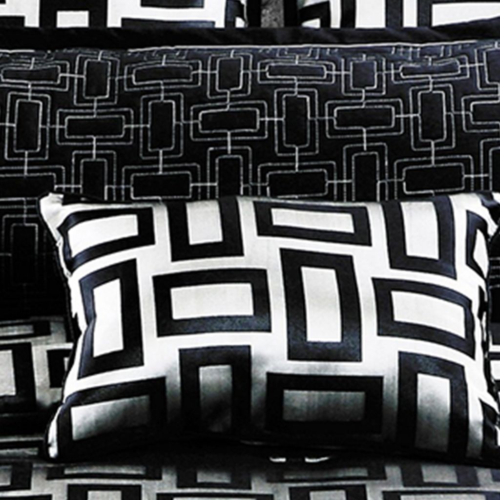 6 Piece Polyester Queen Comforter Set with Geometric Print, Gray and Black - View 3