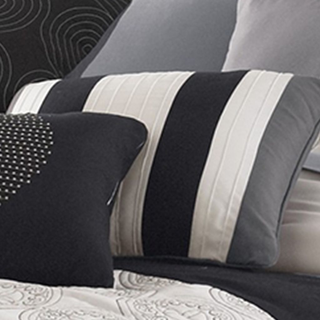 7 Piece Queen Cotton Comforter Set with Geometric Print, Gray and Black - View 5