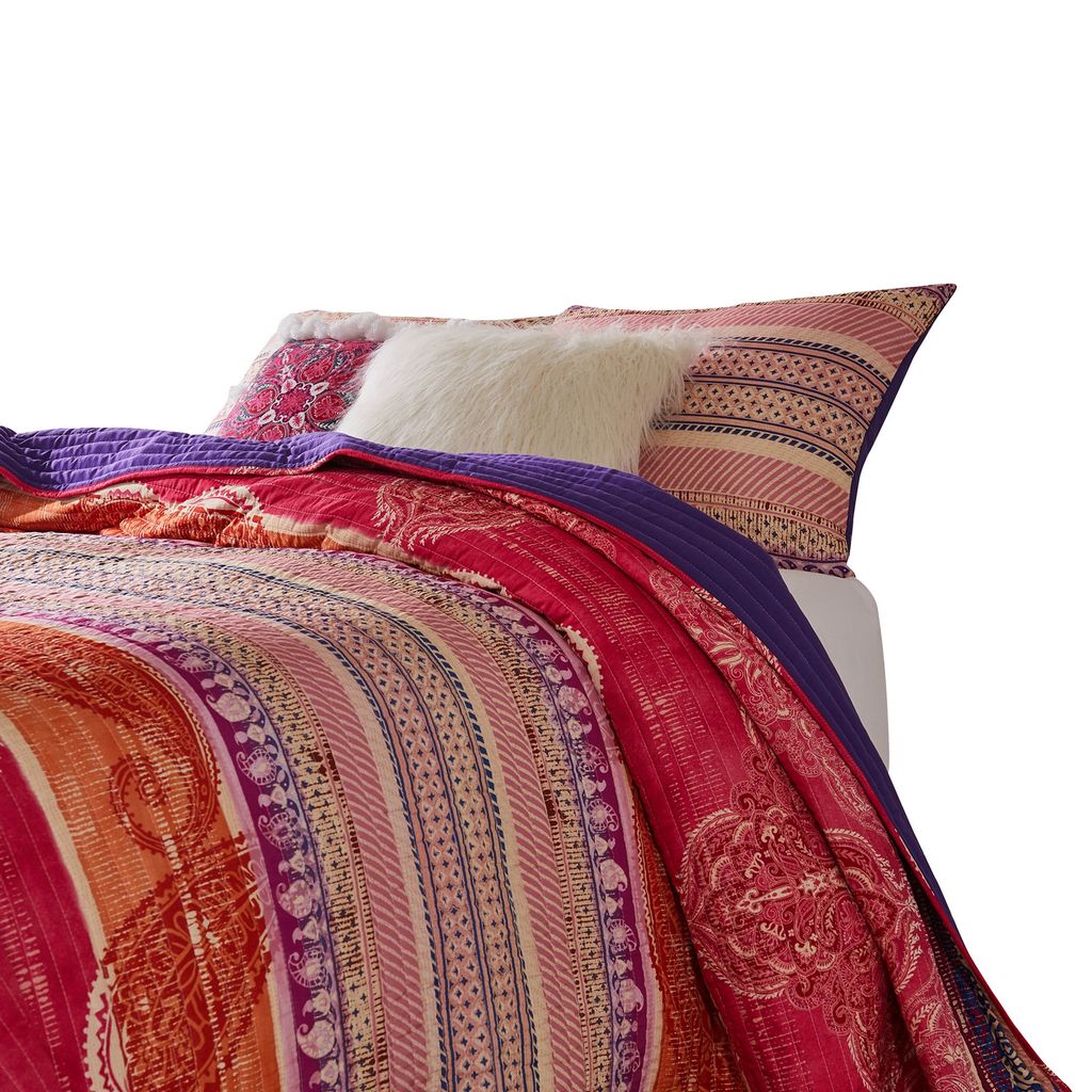 Dora 3 Piece Bohemian Full Quilt Set, Medallion, Paisley, Pink, Blue - View 3